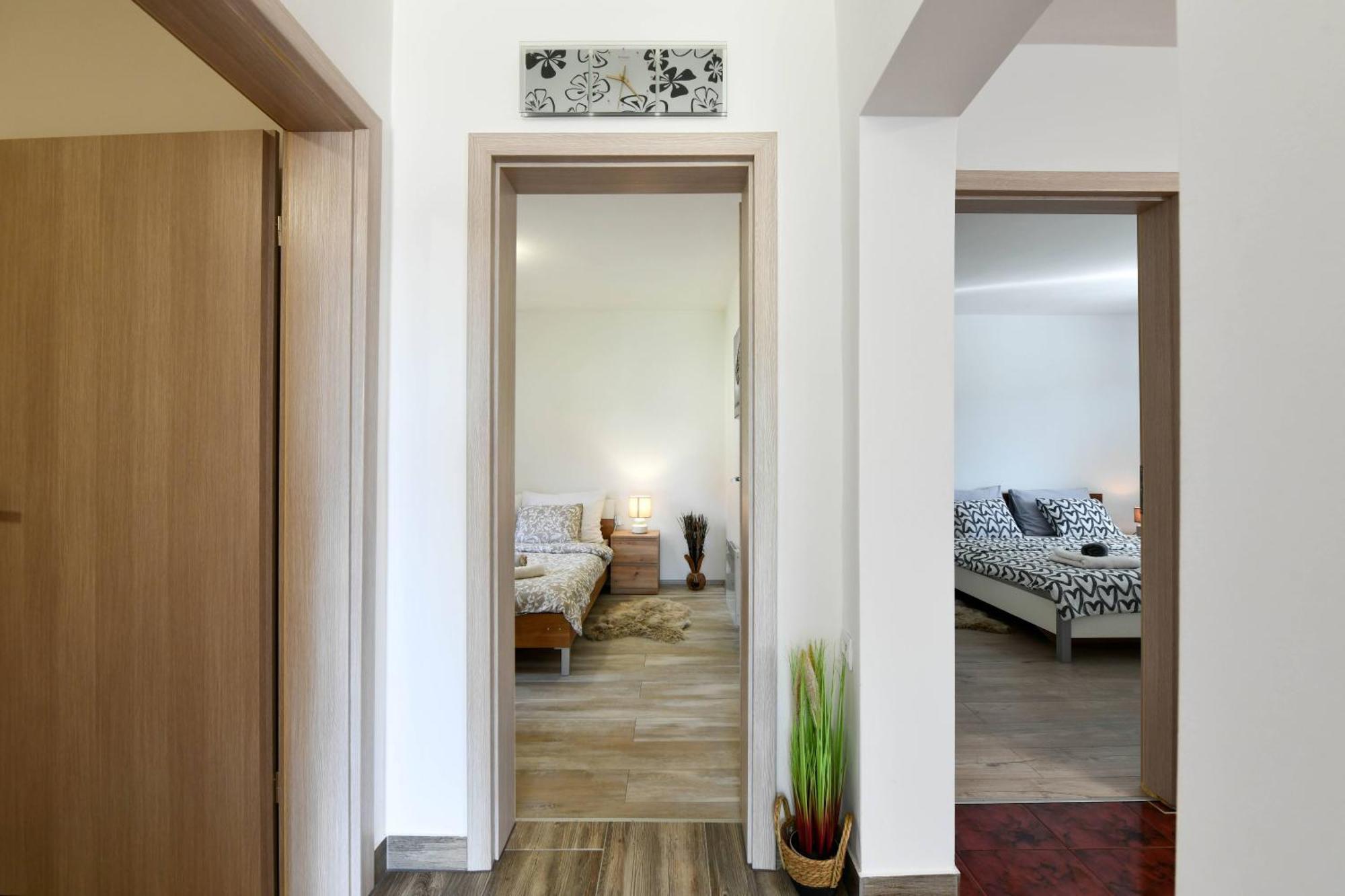 Apartman Tina Rakovica Exterior photo